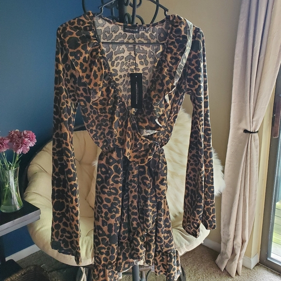 Leopard Dress - Picture 1 of 3